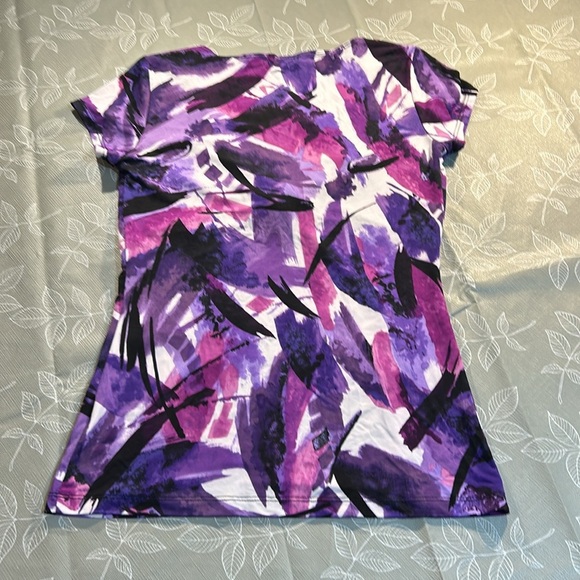 Ladies Ricki’s Shirt. - Picture 4 of 6